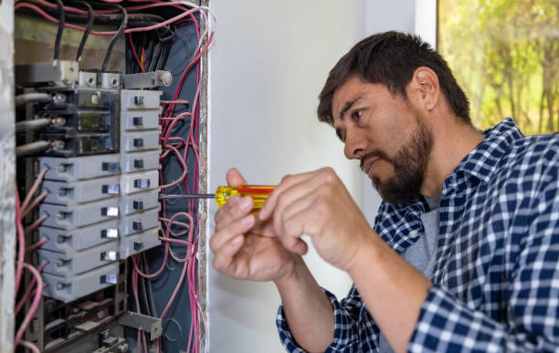 Best Electrical Contractors for Businesses  in Desloge, MO